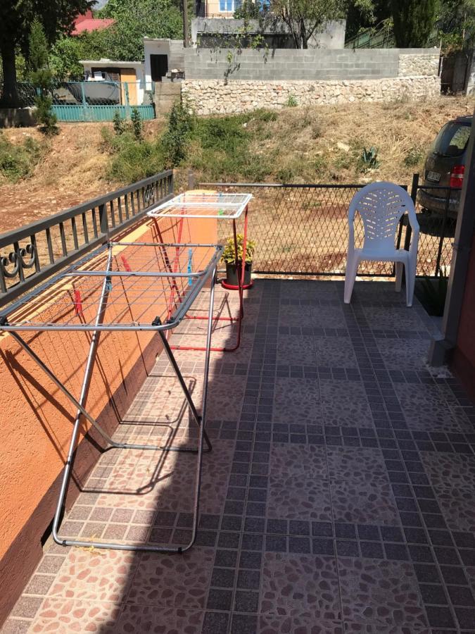 Holiday Home Orange Утеха Екстериор снимка